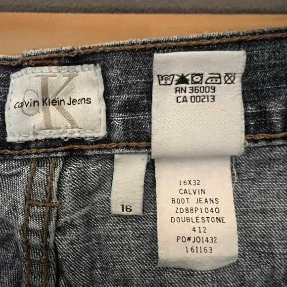 Women’s Calvin Klein Boot Jeans 16 - Picture 2 of 11